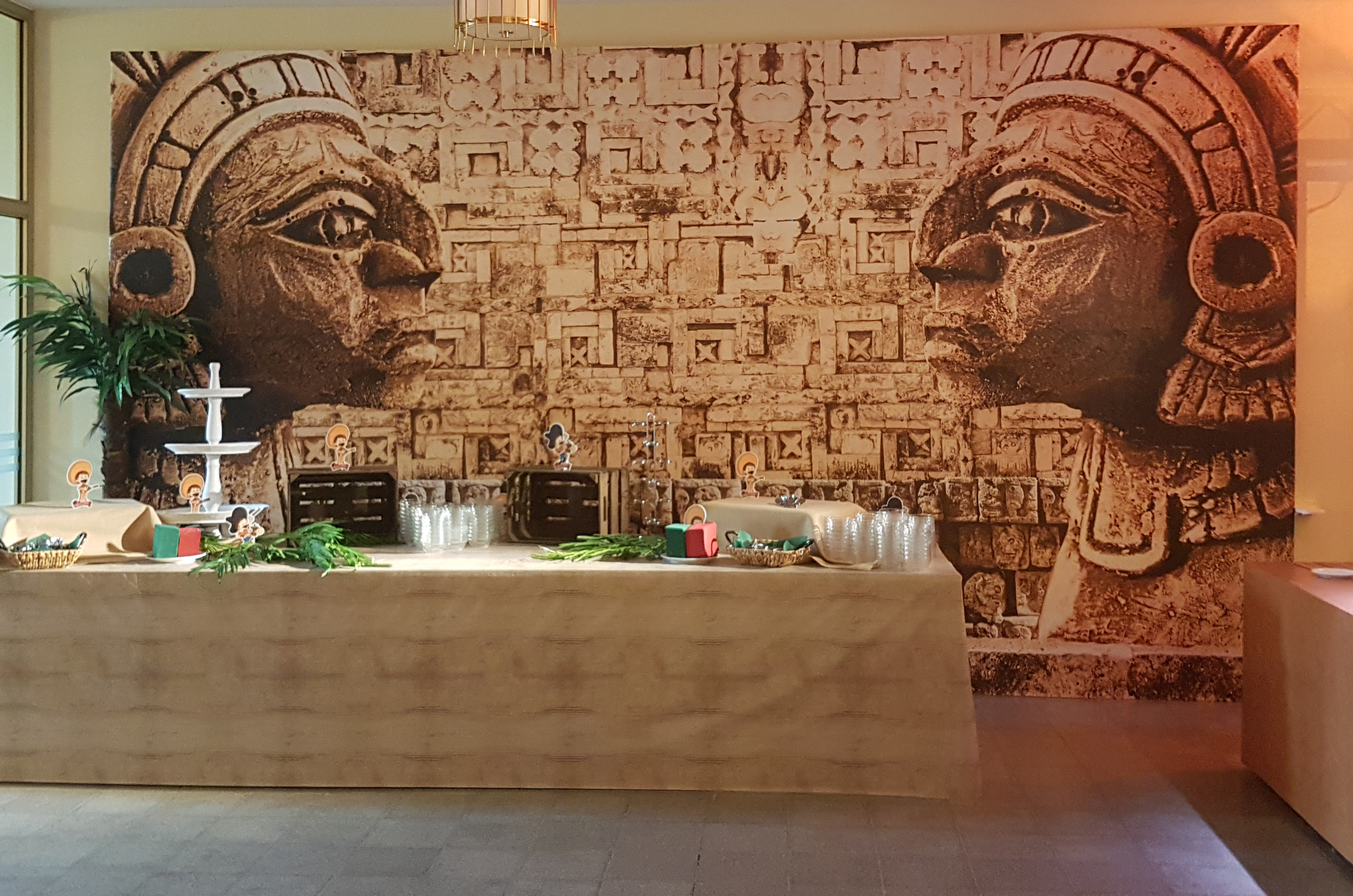 Banner "Azteken, Maya, Inka", 3,30 x 6,10m